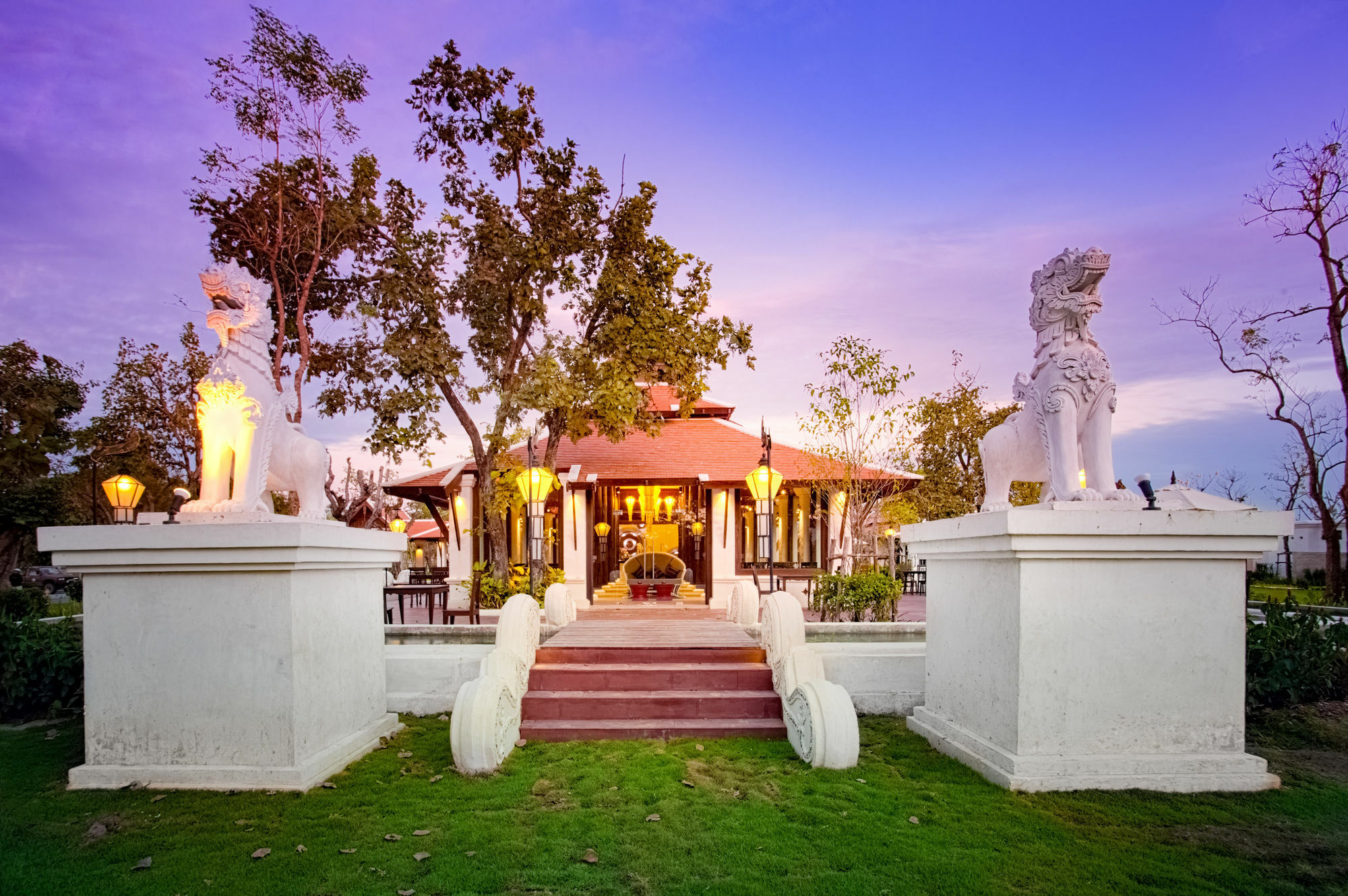 Sriwilai Sukhothai Hotel Exterior photo